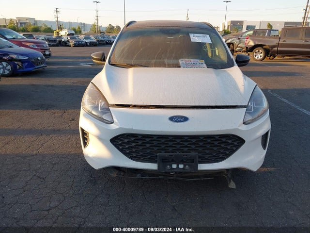 1FMCU0BZ8LUA79293 Ford Escape Se Sport Hybrid