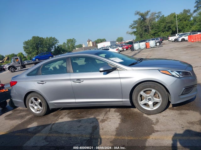 Hyundai Sonata 2017 5NPE24AF0HH492912 Image 13