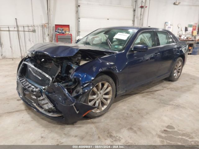 2C3CCARG2GH358513 Chrysler 300 Limited