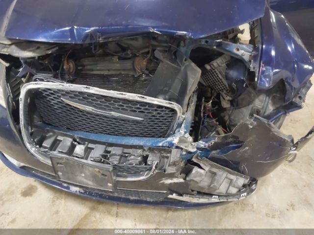 2C3CCARG2GH358513 Chrysler 300 Limited