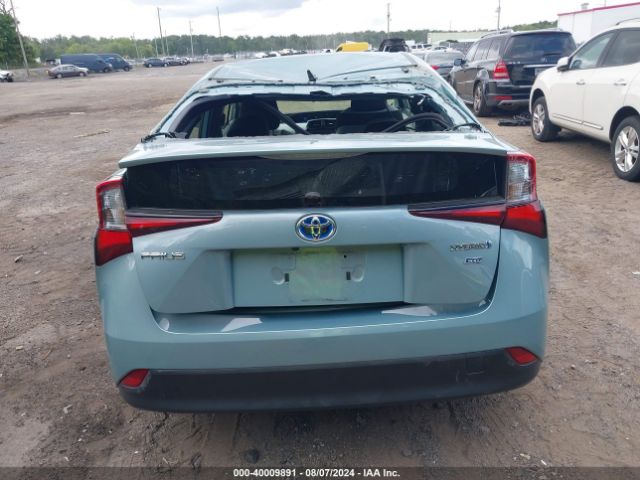 JTDKAMFU5N3187250 Toyota Prius L