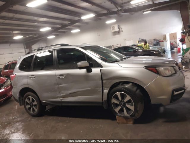 JF2SJAEC5JH521542 Subaru Forester 2.5i Premium