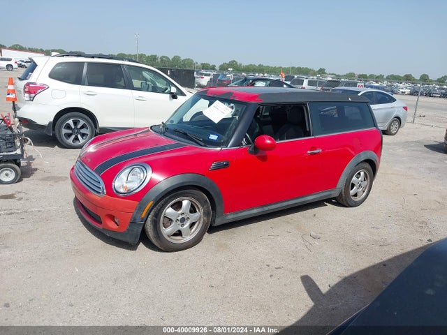 2008 MINI COOPER CLUBMAN WMWML33528TN68114 Photo 1