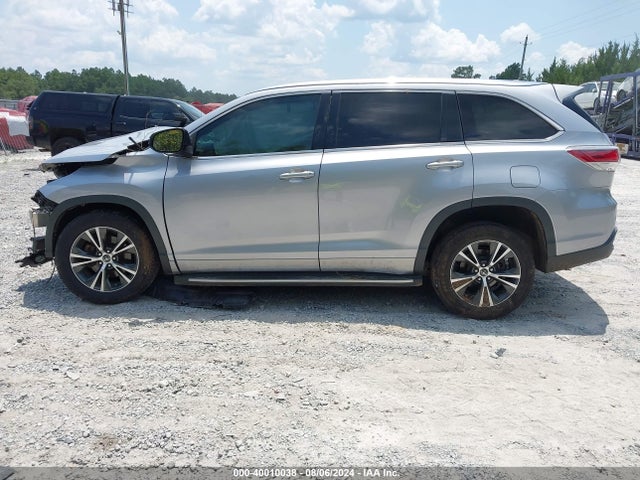 Toyota Highlander Xle V6 2016 5TDKKRFH6GS503611 Image 14