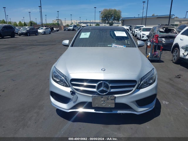 55SWF6GB5FU039498 Mercedes-Benz C 400 4matic