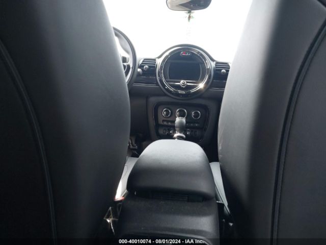 WMWLU1C58K2F30237 Mini Clubman Cooper
