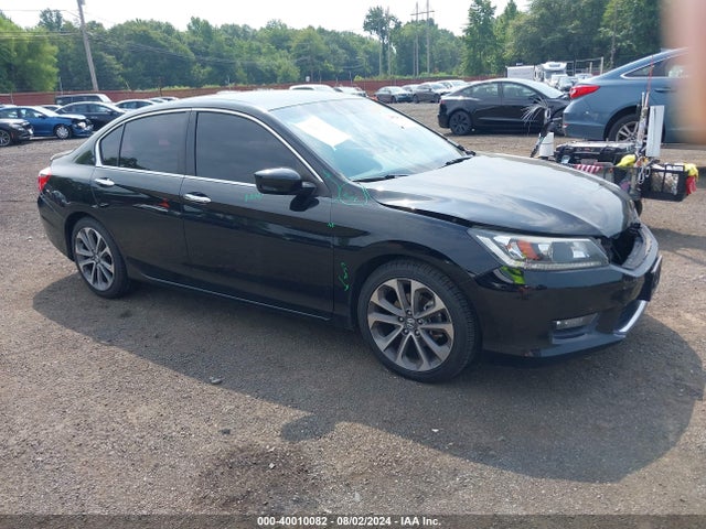 2015 1HGCR2E58FA193800 main image