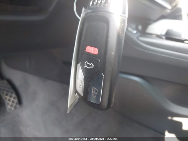 WAULNAF41HN017481 Audi A4 2.0t Premium