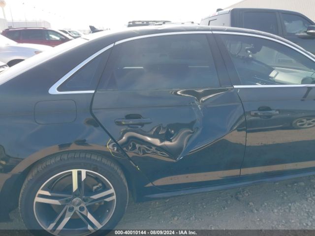 WAULNAF41HN017481 Audi A4 2.0t Premium