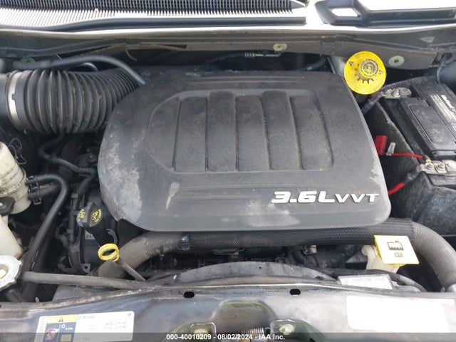 2C4RC1CG8ER204295 Chrysler Town & Country Touring-l