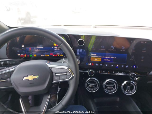 3GNKDBRJ2RS218975 Chevrolet Blazer Ev Eawd Lt
