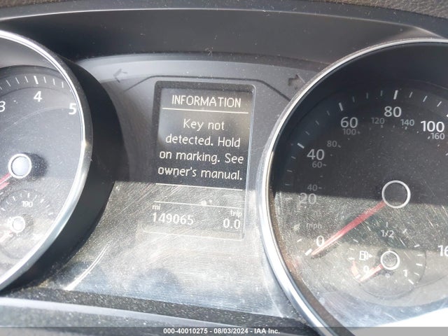 1VWBT7A31HC027135 Volkswagen Passat 1.8t Se