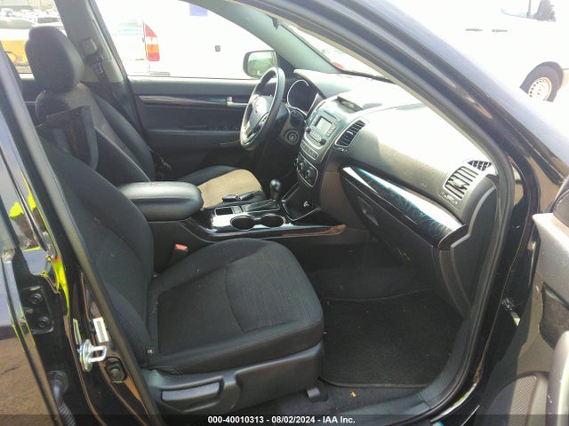 KIA SORENTO LX 2015 5XYKT3A61FG619732 Image 5