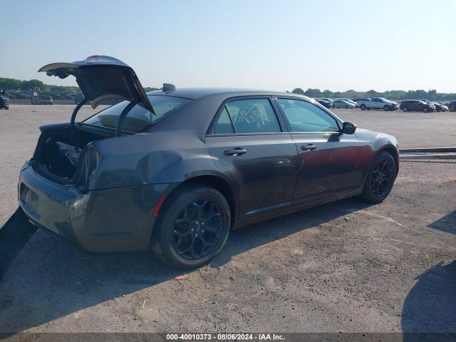 2C3CCAGGXKH586030 Chrysler 300 300s Awd