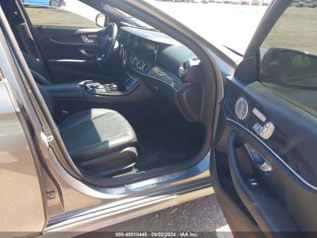 WDDZF4JB2HA113246 Mercedes-Benz E 300