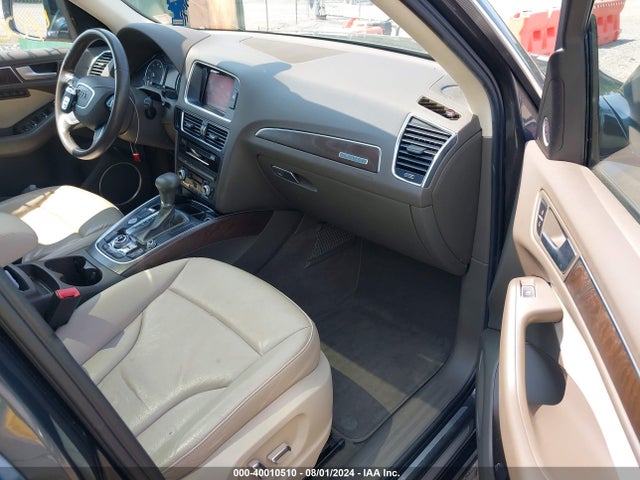 WA1LFAFP6FA114474 Audi Q5 2.0t Premium