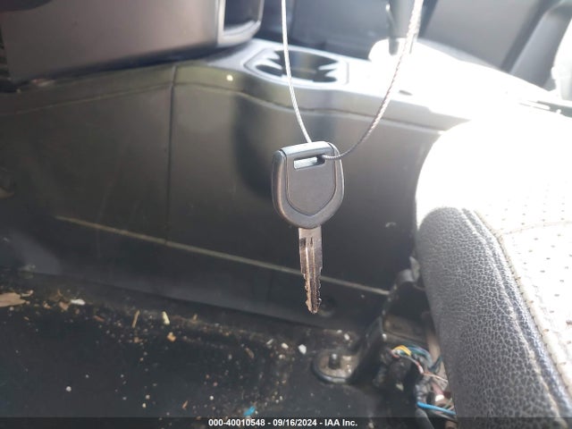 2008 MITSUBISHI ENDEAVOR 4A4MN31S18E037764 Photo 10