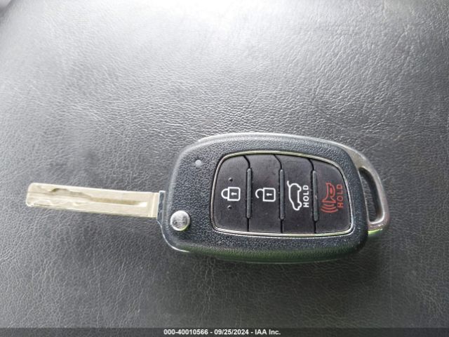 KM8J23A41KU059339 Hyundai TUCSON SE