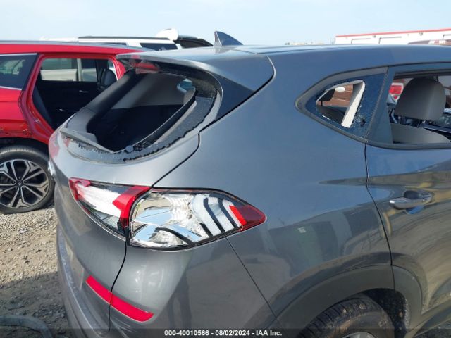 KM8J23A41KU059339 Hyundai TUCSON SE