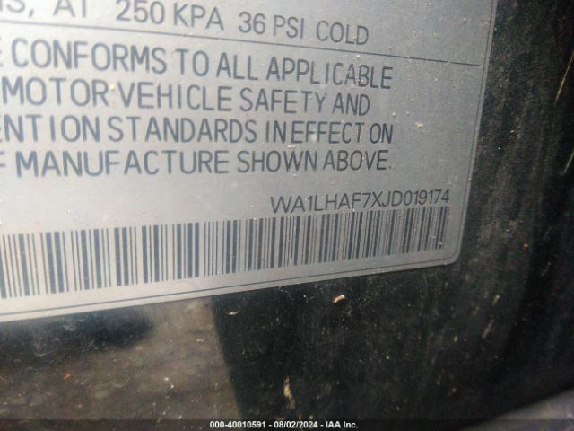 WA1LHAF7XJD019174 Audi Q7 2.0t Premium