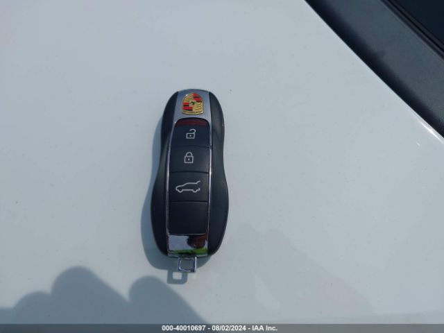 2021 PORSCHE MACAN WP1AB2A55MLB34123 Photo 10