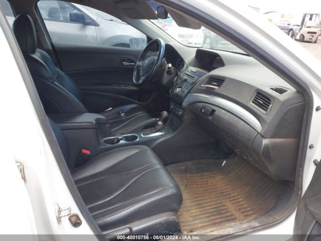 19UDE2F30KA002913 Acura Ilx Standard