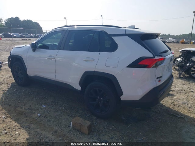 Toyota RAV4 LE 2021 2T3H1RFV7MC153727 Image 3