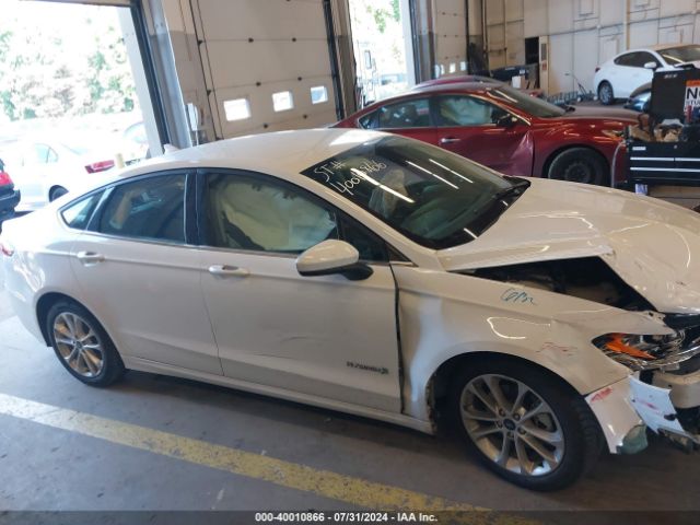 3FA6P0LU6KR178315 Ford Fusion Hybrid Se
