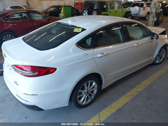 3FA6P0LU6KR178315 Ford Fusion Hybrid Se