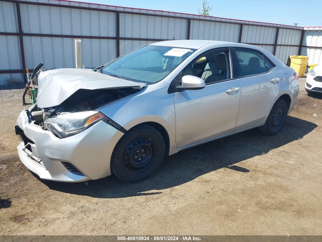 Toyota COROLLA LE 2016 5YFBURHE9GP507111 Image 2