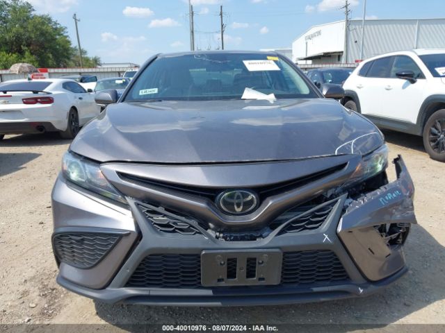 4T1G11AK4NU712332 Toyota CAMRY SE