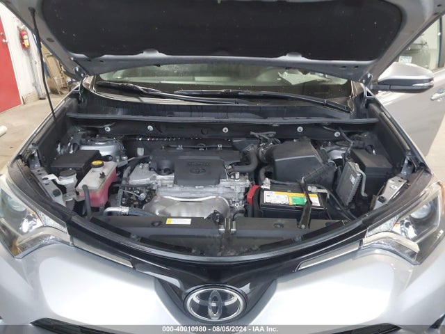 Toyota Rav4 Xle 2018 2T3RFREV9JW804437 Image 10