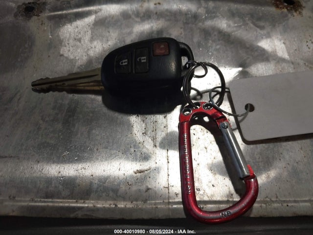 Toyota Rav4 Xle 2018 2T3RFREV9JW804437 Image 11