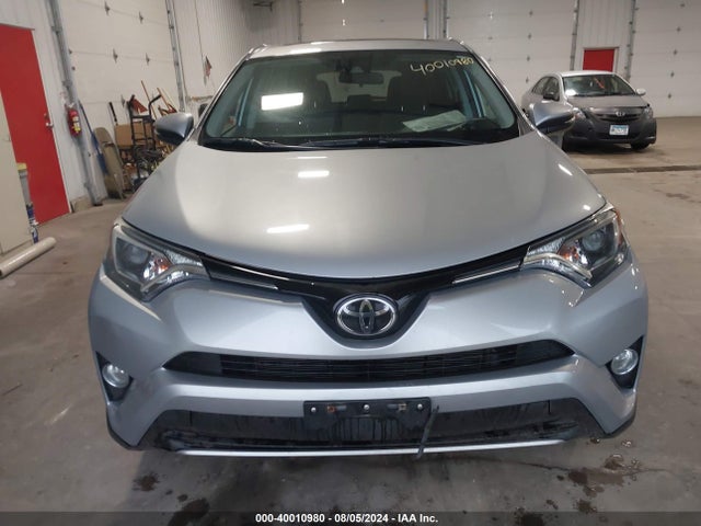 Toyota Rav4 Xle 2018 2T3RFREV9JW804437 Image 12