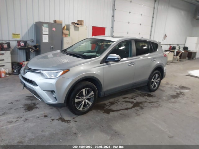 Toyota Rav4 Xle 2018 2T3RFREV9JW804437 Image 2