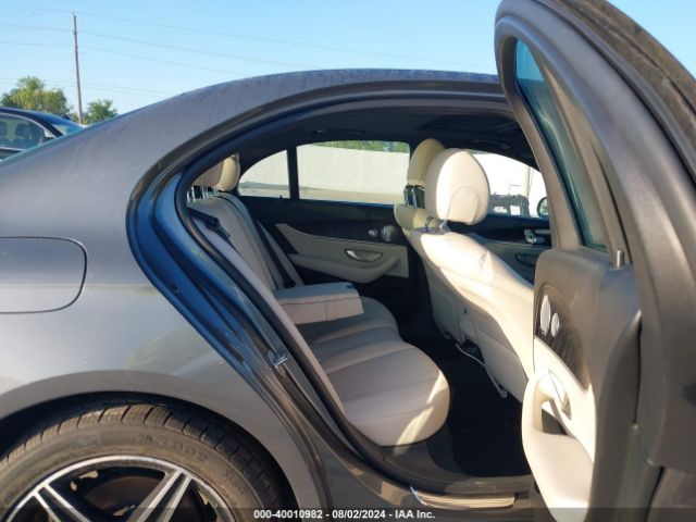 WDDZF4JB5JA376322 Mercedes-Benz E 300