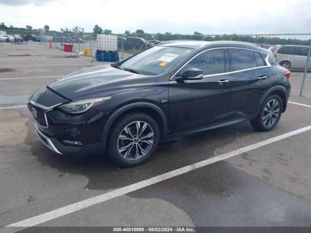 SJKCH5CR3JA048212 Infiniti Qx30 Premium