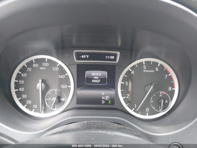 SJKCH5CR3JA048212 Infiniti Qx30 Premium