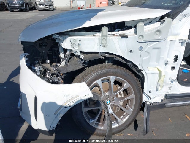5UX13EU06R9T76647 BMW X5 Sdrive40i