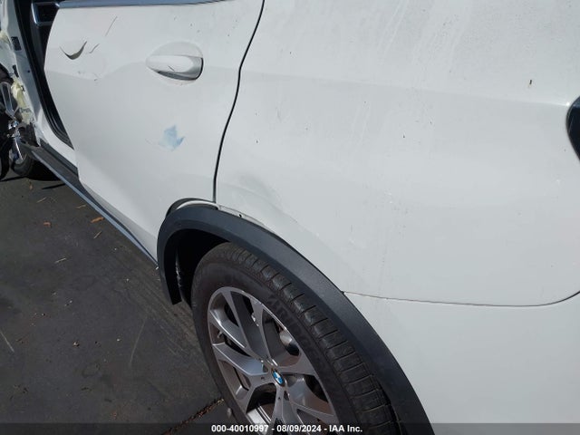 5UX13EU06R9T76647 BMW X5 Sdrive40i