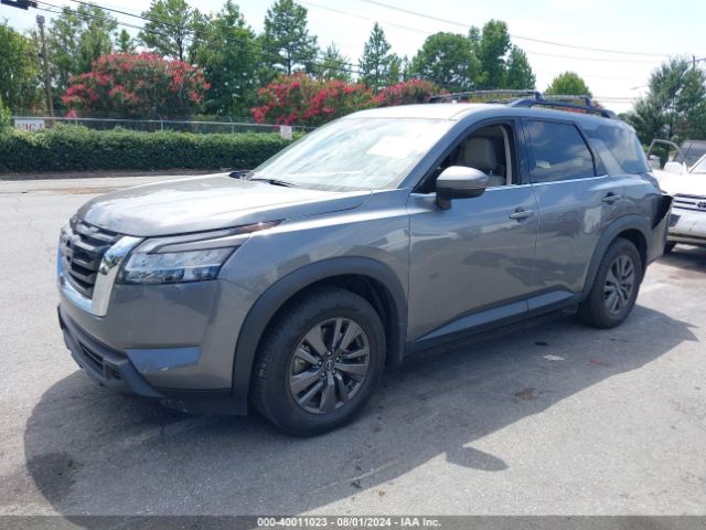 5N1DR3BB5NC208674 Nissan Pathfinder Sv 2wd