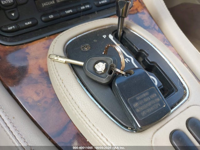 2002 JAGUAR XJ8 SAJDA24C02LF44454 Photo 10