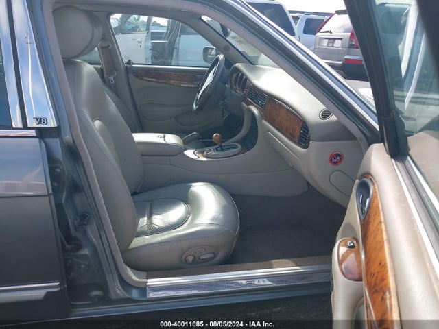 2002 JAGUAR XJ8 SAJDA24C02LF44454 Photo 4