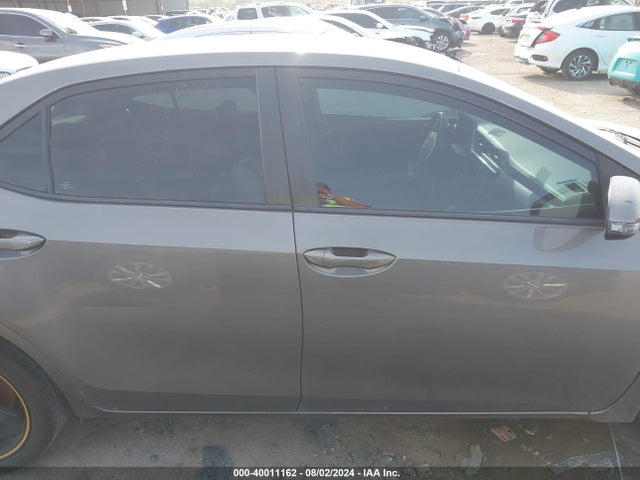 Toyota COROLLA SE 2017 5YFBURHE2HP665758 Image 13
