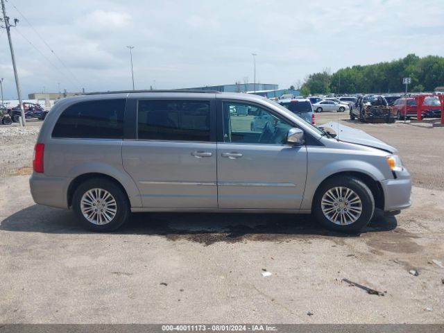 2C4RC1CG2FR608758 Chrysler Town & Country Touring-l