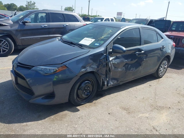 Toyota COROLLA LE 2019 5YFBURHE2KP861710 Image 2