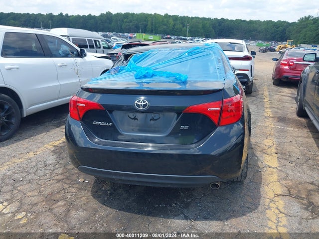Toyota COROLLA SE 2018 5YFBURHE9JP757942 Image 16