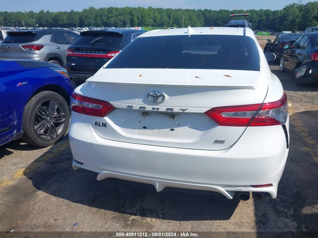 Toyota CAMRY SE 2019 4T1B11HK2KU768281 Image 16