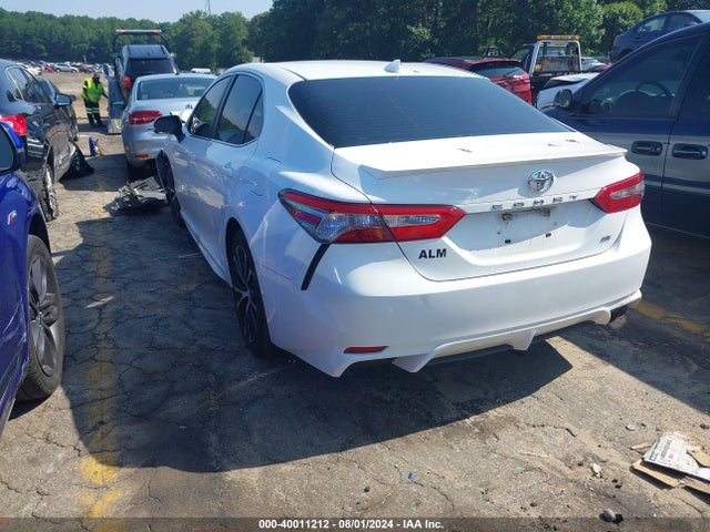Toyota CAMRY SE 2019 4T1B11HK2KU768281 Image 3