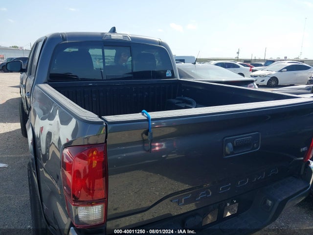 Toyota Tacoma Sr5 V6 2021 5TFAZ5CN2MX104193 Image 3
